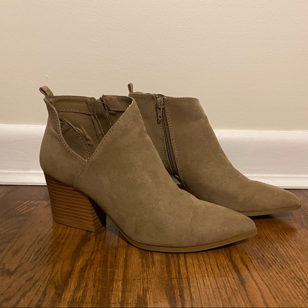 Qupid Booties